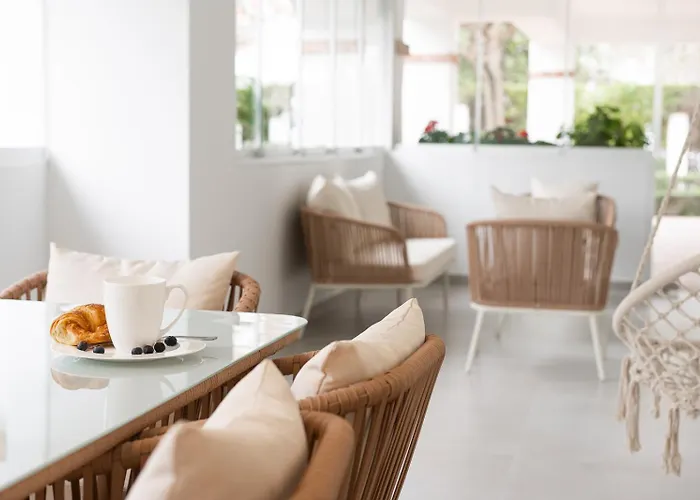 Apartment Next To The Sea, 3 Bedrooms, San Pedro