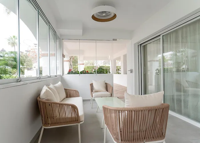 Apartment Next To The Sea, 3 Bedrooms, San Pedro Marbella