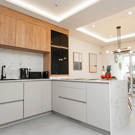 Next To The Sea, 3 Bedrooms, San Pedro דירה מארבלה